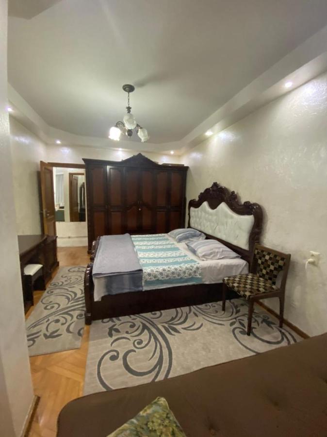Apartment Ge Zvezda Batumi Exteriér fotografie