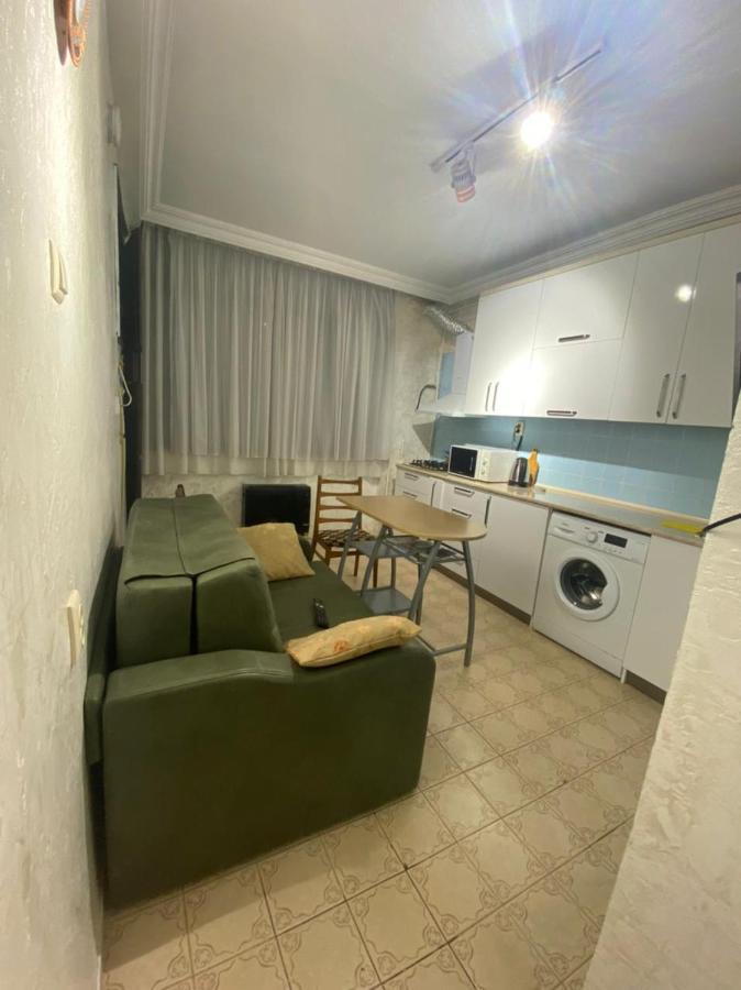 Apartment Ge Zvezda Batumi Exteriér fotografie