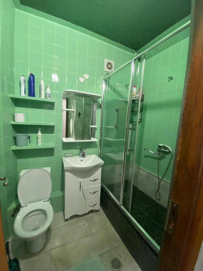Apartment Ge Zvezda Batumi Exteriér fotografie