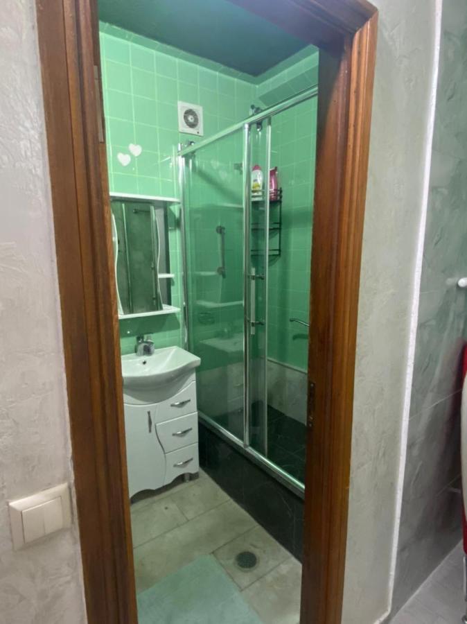 Apartment Ge Zvezda Batumi Exteriér fotografie