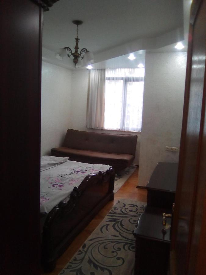 Apartment Ge Zvezda Batumi Exteriér fotografie